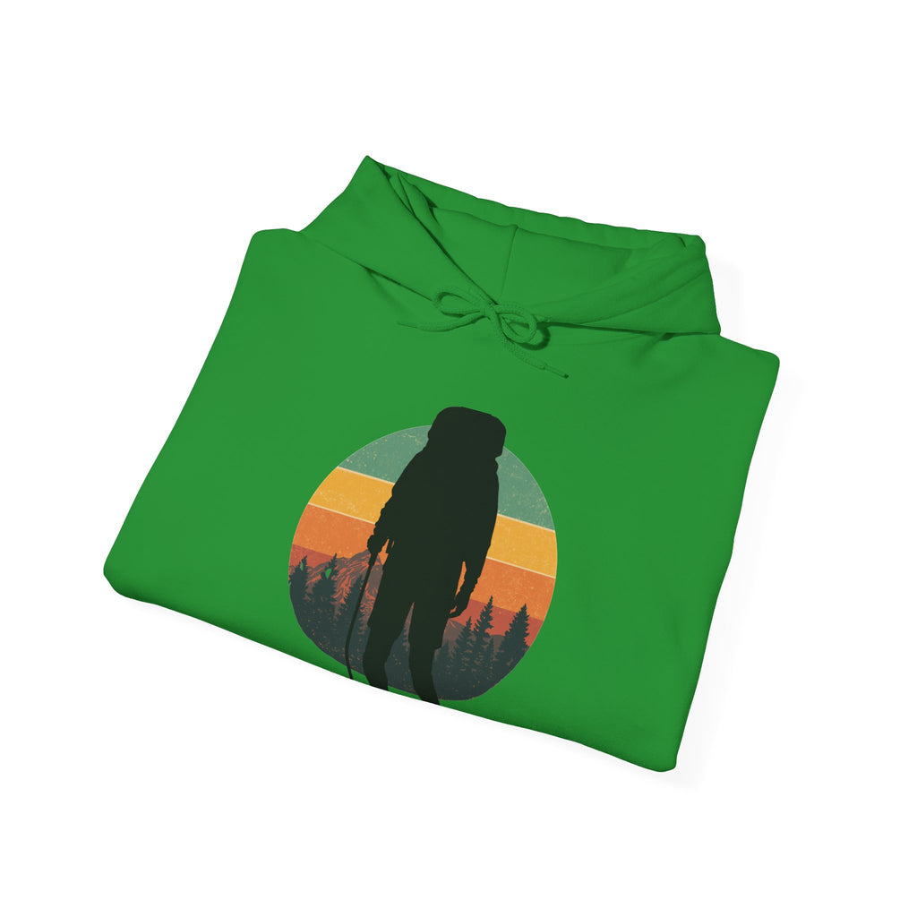 Adventure Hiker Hoodie — Retro Vibes