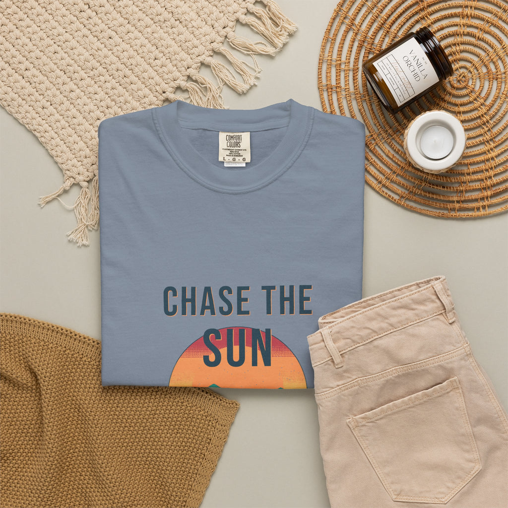 Chase The Sun Disc Tee by Retro Vibes — product view 8